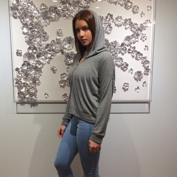 Free Press loose gray hoodie, size M - Picture 2 of 3